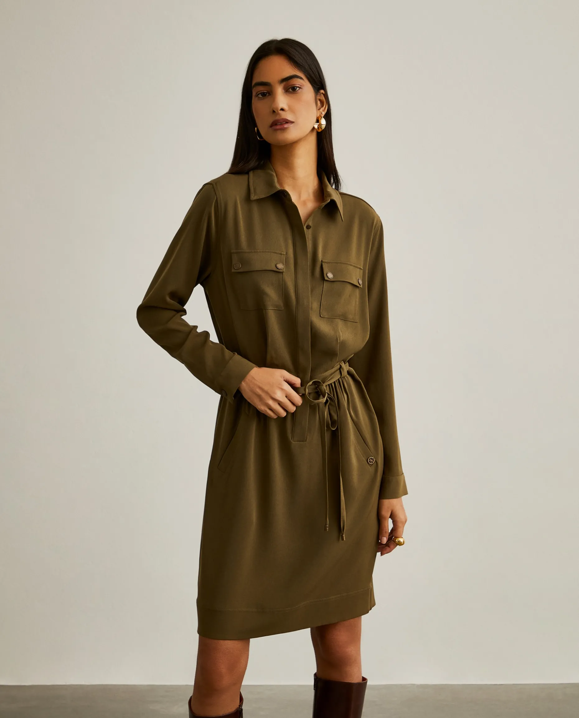 Vestido camiseiro com cinto