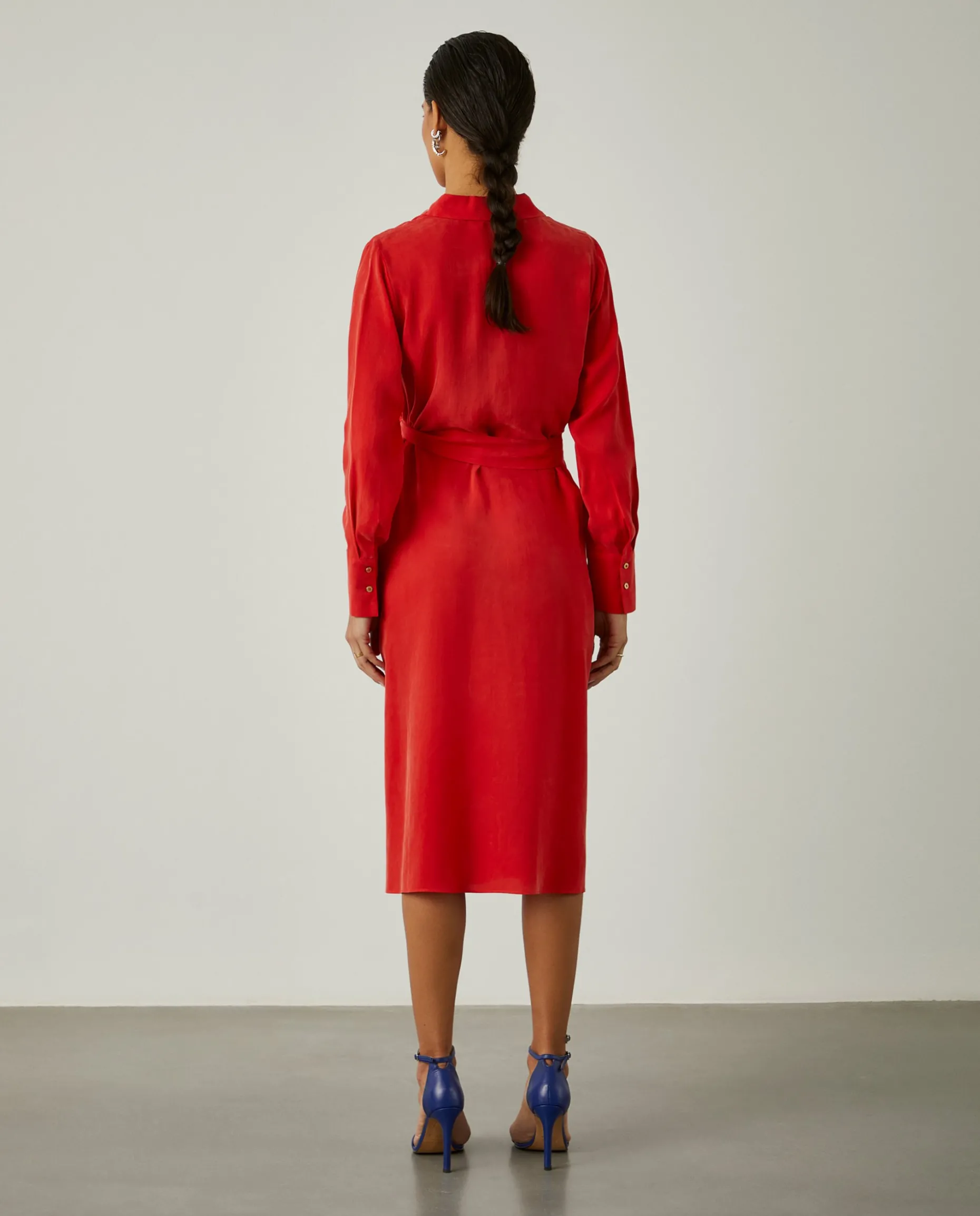 Vestido camiseiro comprido