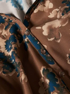 Vestido camiseiro floral