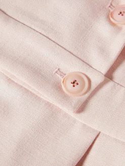 Vestido cintado com decote em trespasse