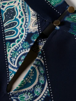 Vestido com estampado cornucópias