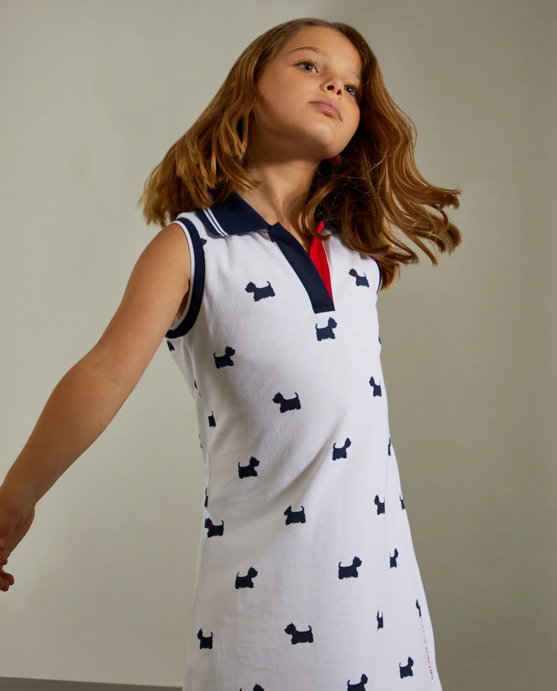 Vestido com gola de polo