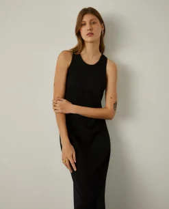 Vestido comprido manga cava