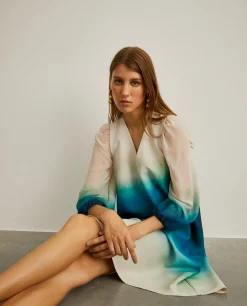 Vestido curto com padrão degradé