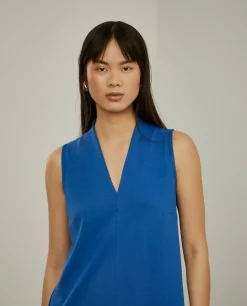 Vestido curto de malha sem mangas