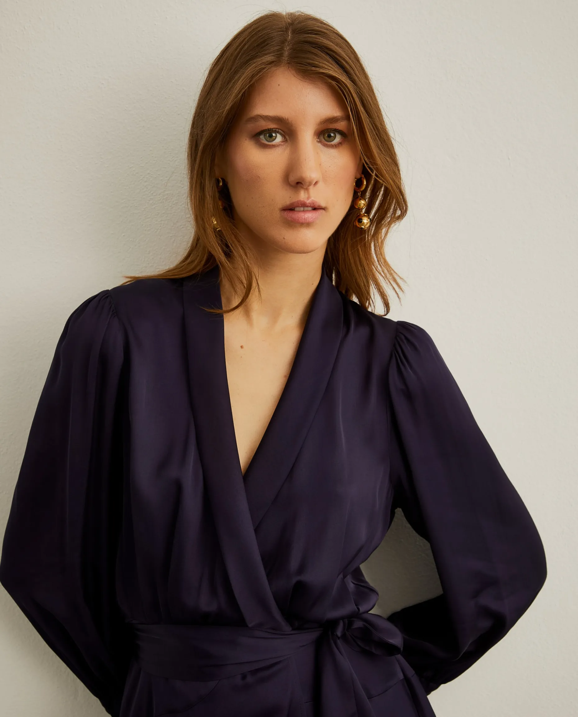 Vestido curto de trespasse