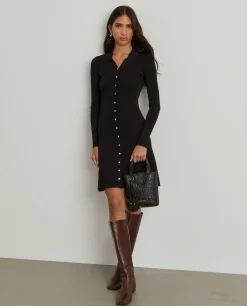 Vestido curto evasé de manga comprida