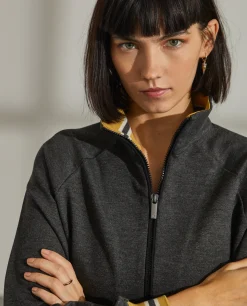 Vestido de malha com cintura ajustável