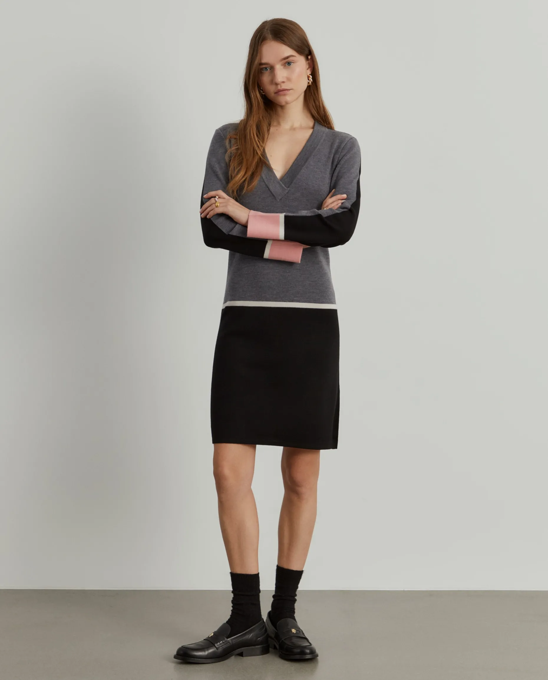 Vestido de malha curto color block