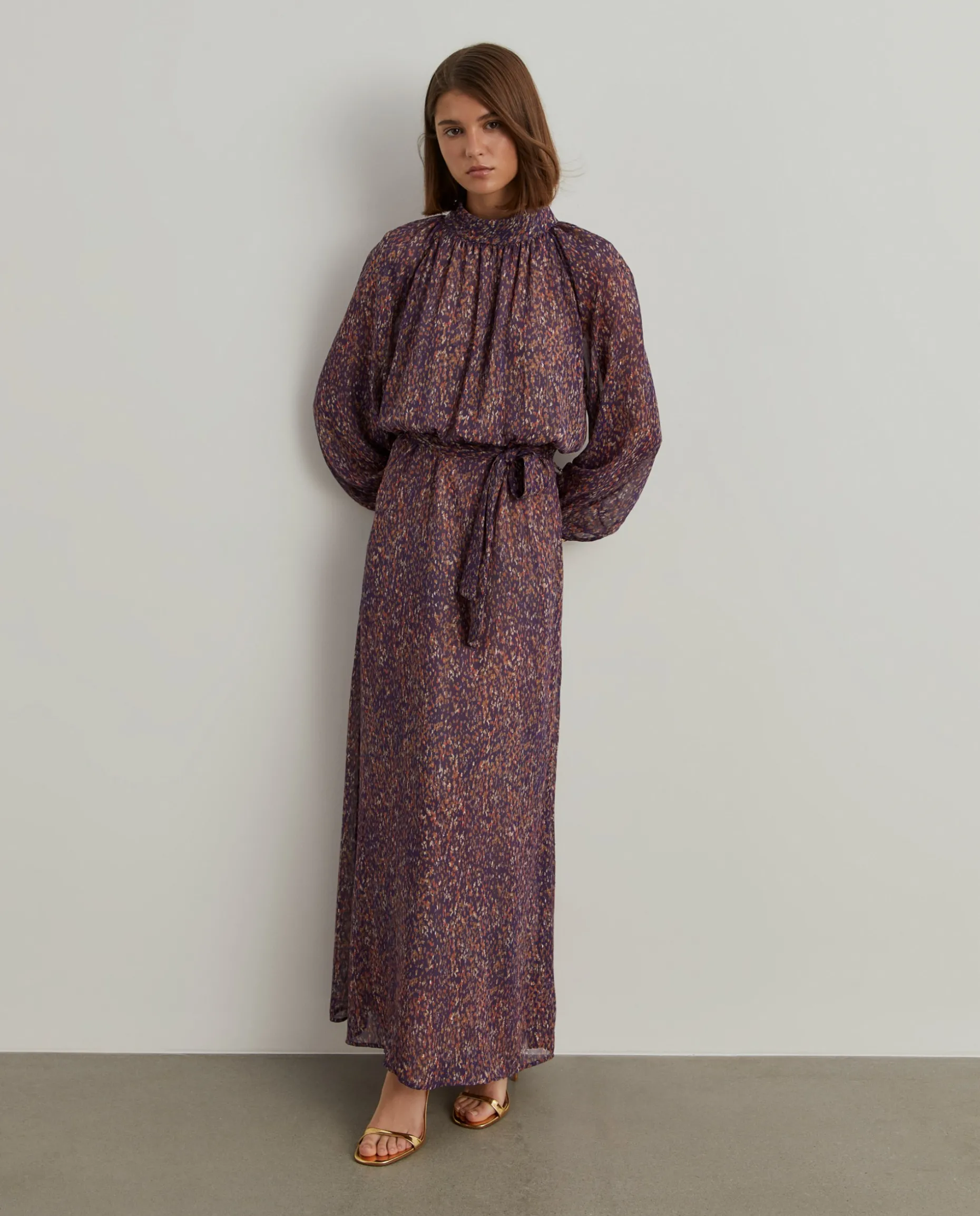 Vestido estampado mangas abalonadas