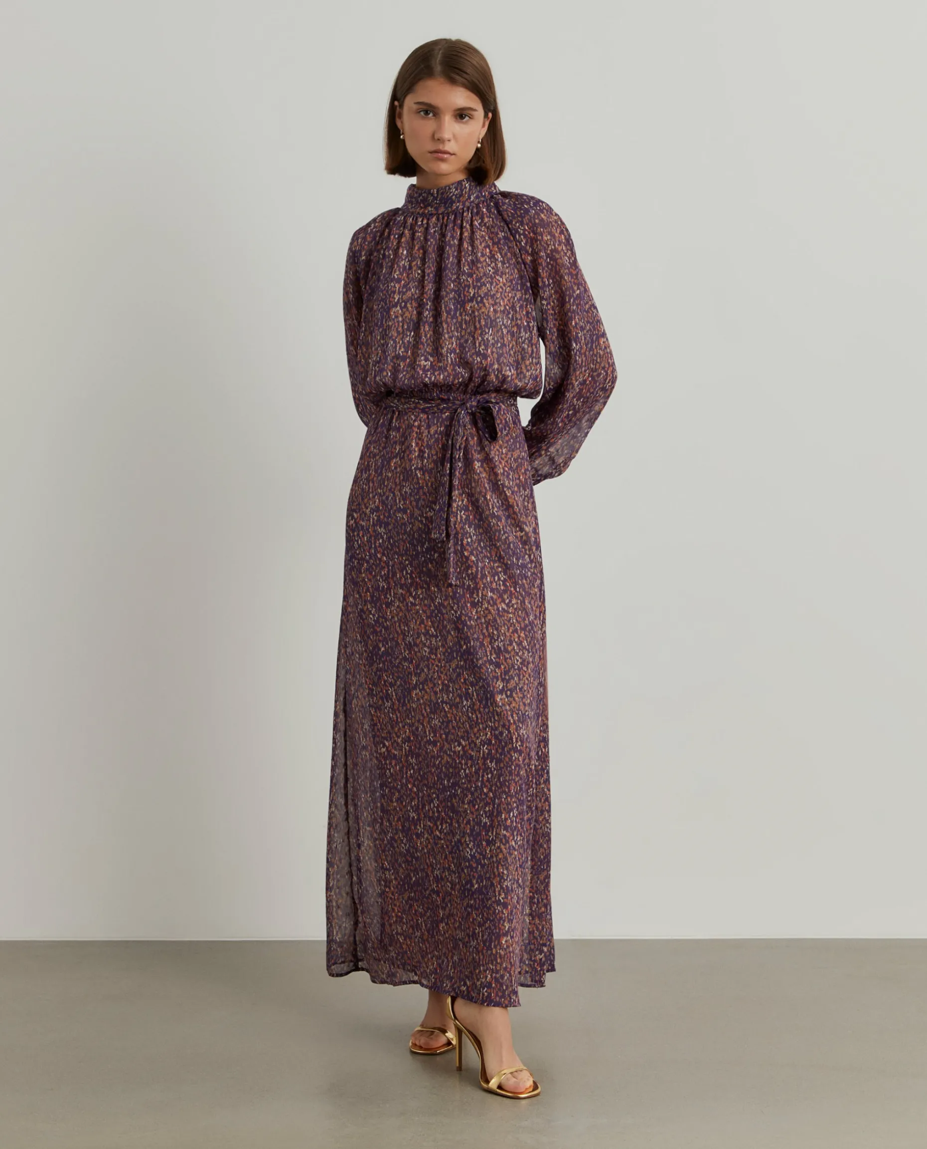 Vestido estampado mangas abalonadas