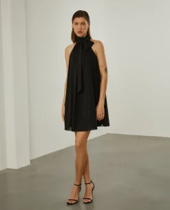 Vestido fluido sem mangas