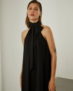 Vestido fluido sem mangas