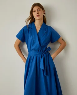 Vestido midi com decote de trespasse