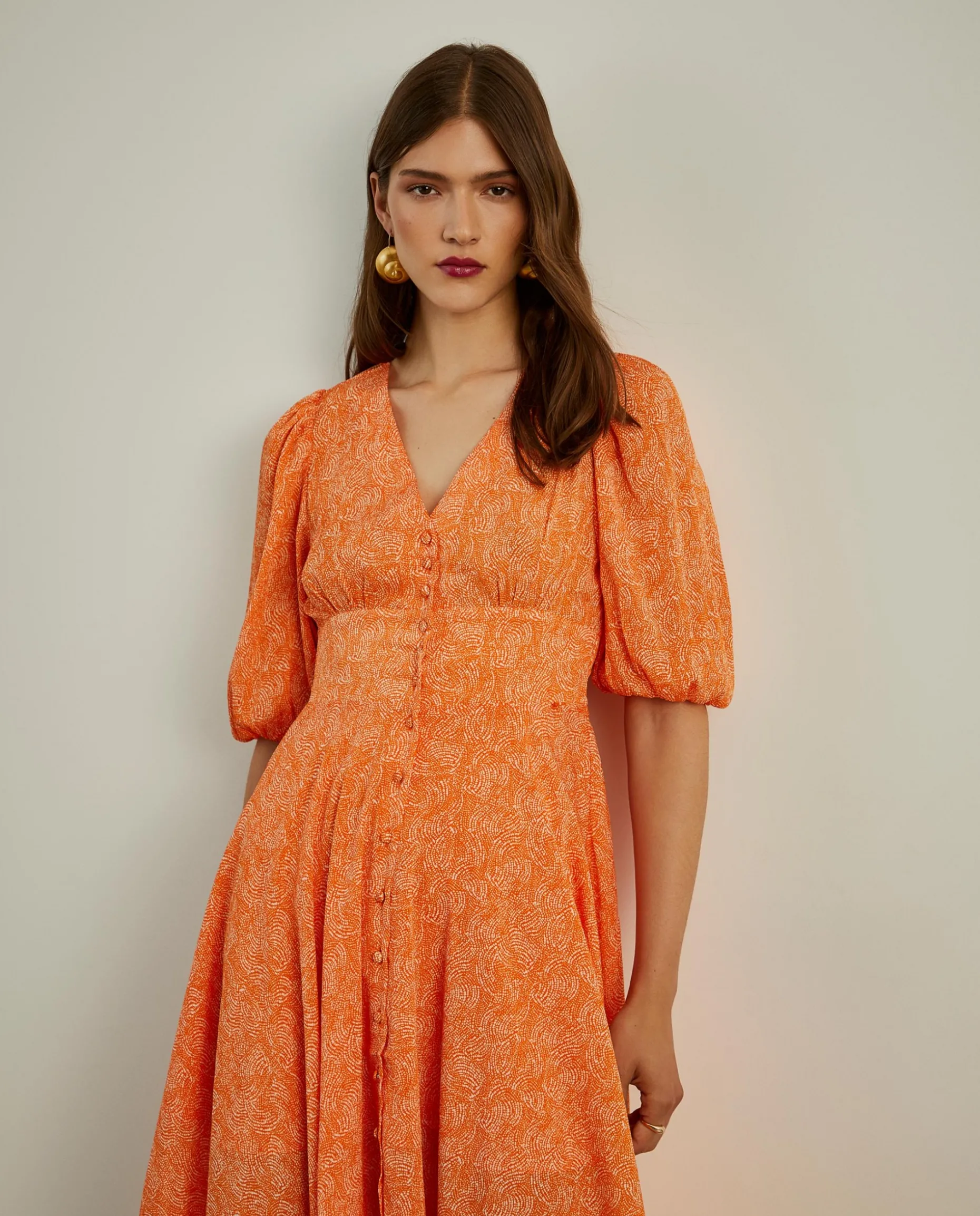 Vestido midi de manga curta com padrão